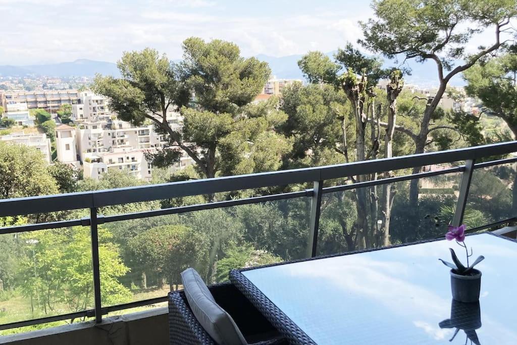 Appartement Terrasse Nice , Chambre , La Piscine Dış mekan fotoğraf